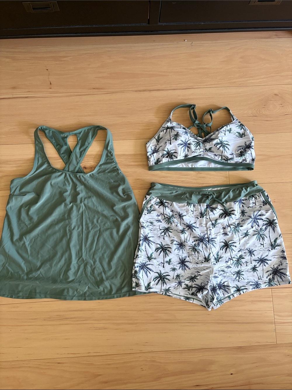 NWT Olive Green Women's Three Piece Tank- Bikini & Palm-Print Swim Shorts Set XL